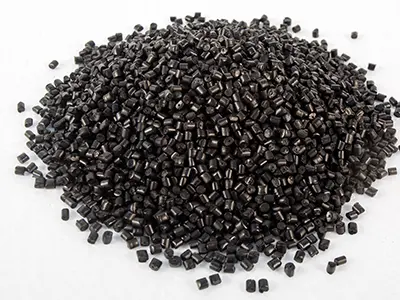 Pellets de plástico de ingeniería